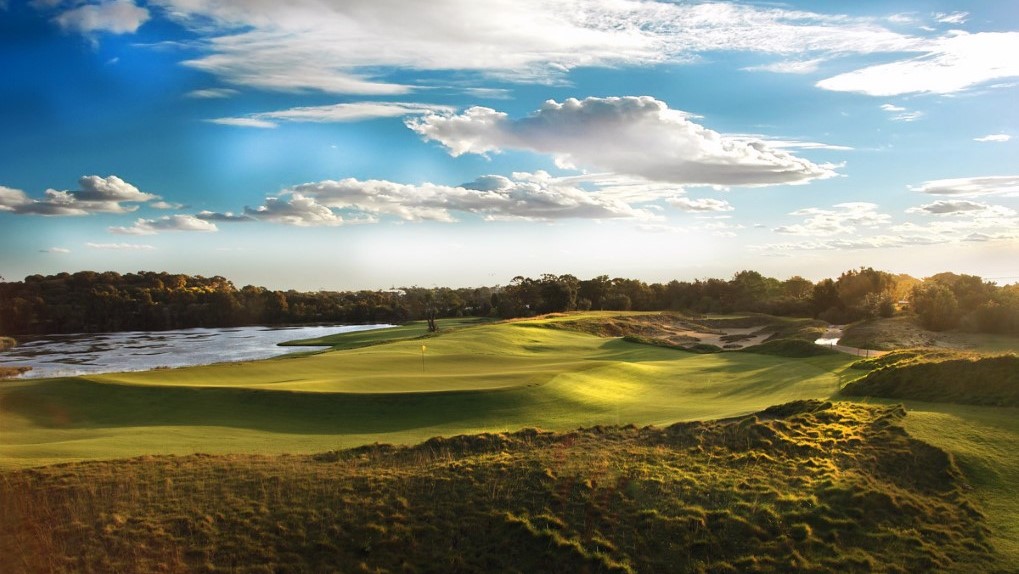 Sunlit Green over The Lakes Golf Club, Sydney, NSW